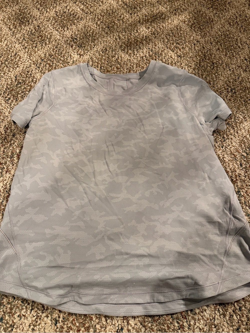 lululemon athletica Light Gray Short Sleeve Crew Tee